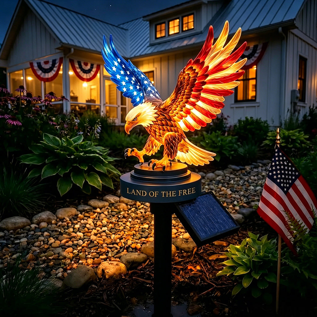 🦅🇺🇸 Solar Eagle Garden Light – A Glowing Tribute to American Freedom ✨